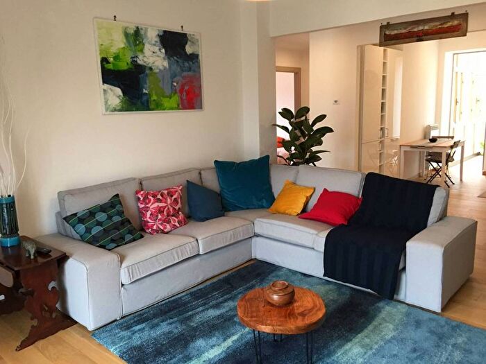 Appartamento con 5 locali in affitto in Piazza Cairoli, Centro Storico, Velletri