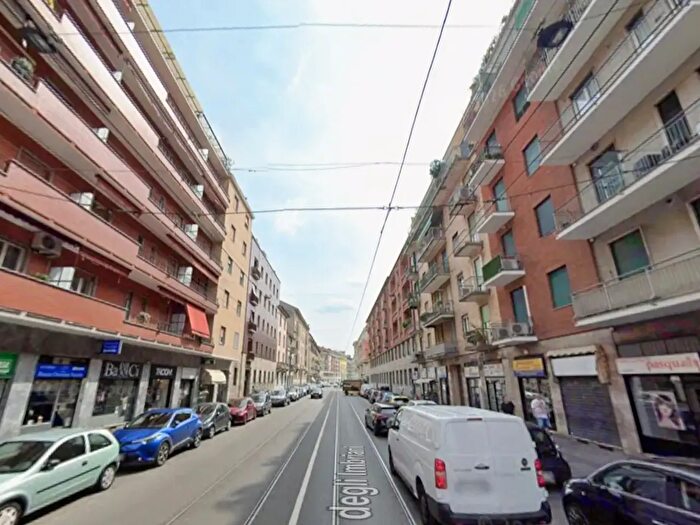 Appartamento bilocale in affitto in Via degli Imbriani, Milano