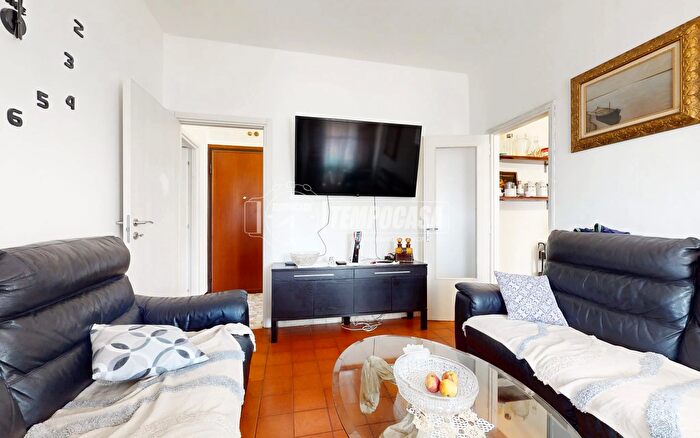 Appartamento quadrilocale in vendita in Viale Generale Giuseppe Tellera C, Mantova