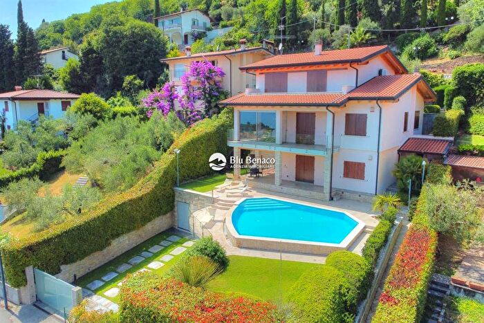 Casa in vendita in Via Caronte, Toscolano Maderno