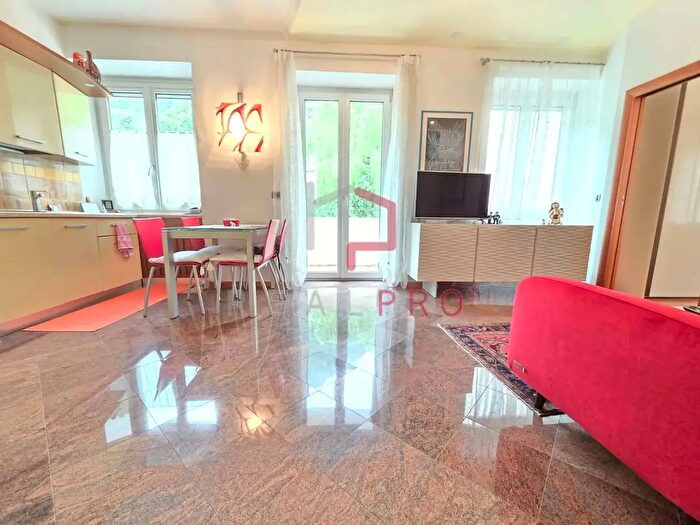 Appartamento bilocale in vendita in Via S Pietro, Bolzano