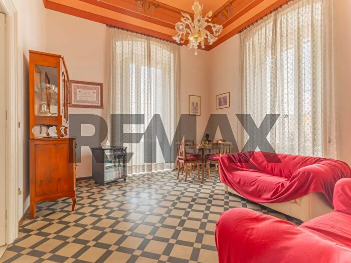 Appartamento quadrilocale in vendita in Via Quintino Sella, Bari