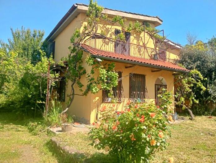 Casa con 5 locali in vendita in Via Ponte Fedele, Anguillara Sabazia