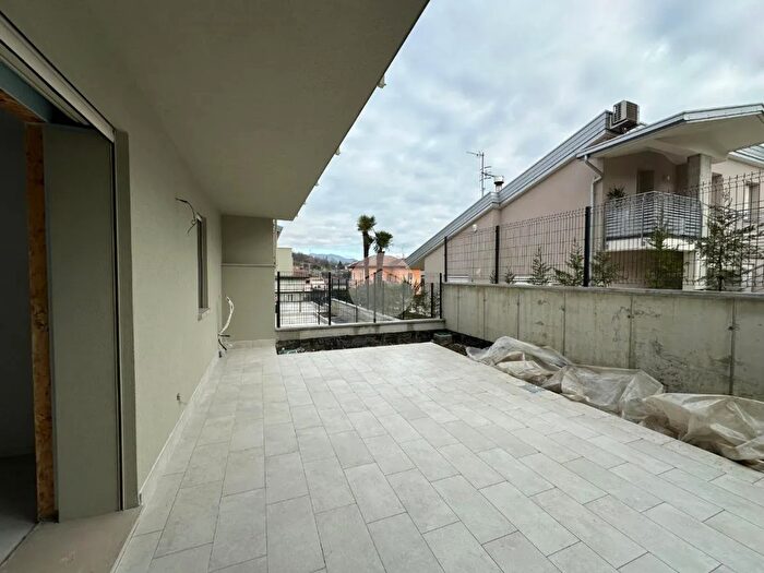 Casa quadrilocale in vendita in Via per Torbiato, Adro