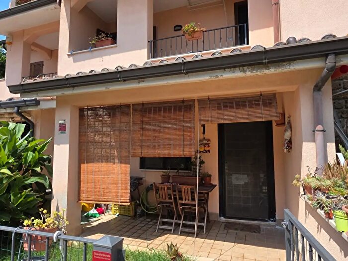 Casa trilocale in vendita in Via Tonica Facchinaccia, Rignano Flaminio