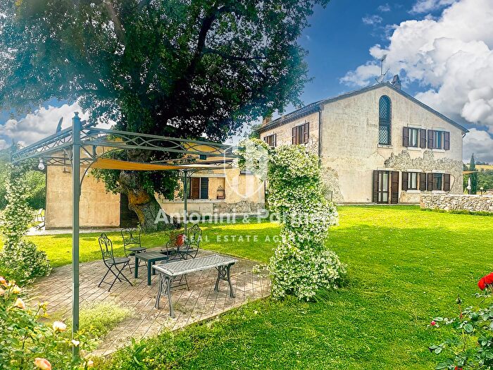 Casa con 15 locali in vendita in Strada Provinciale, Avigliano Umbro