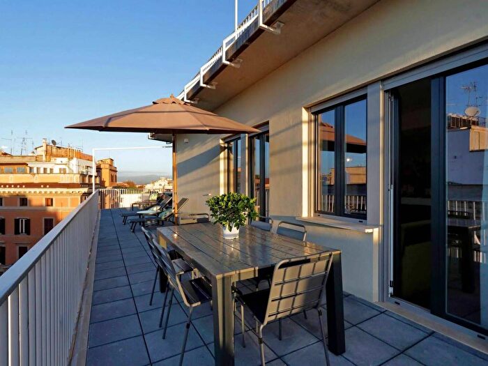 Appartamento trilocale in affitto in Via Flavia, Sallustiano, Roma