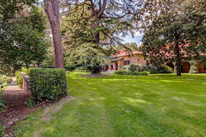 Casa con 6 locali in vendita in Via Monte Patrizio, Sacrofano