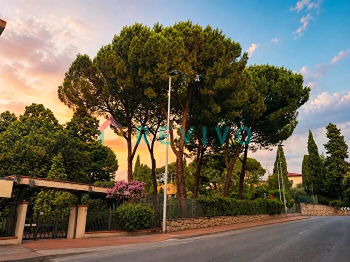 Appartamento trilocale in vendita in Firenze