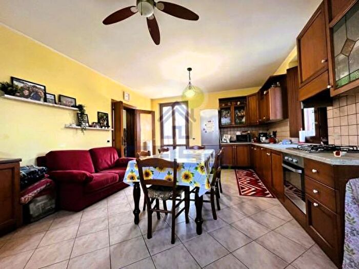 Casa con 5 locali in vendita in Strada Compartitori, Asola