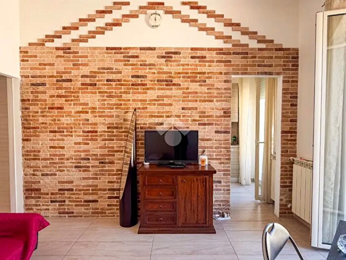 Appartamento bilocale in vendita in Via Angelo Rubino, Formia