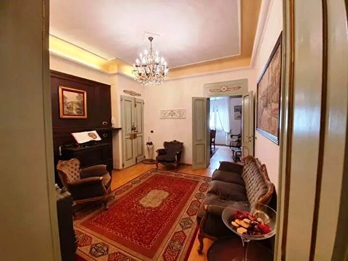 Appartamento quadrilocale in vendita in Ancona Zona Centro, Ancona