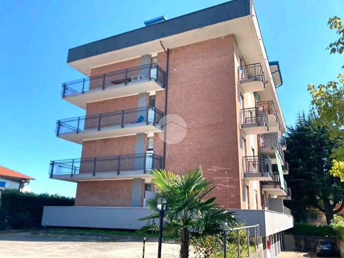 Appartamento trilocale in affitto in Via alla Stazione, Salassa