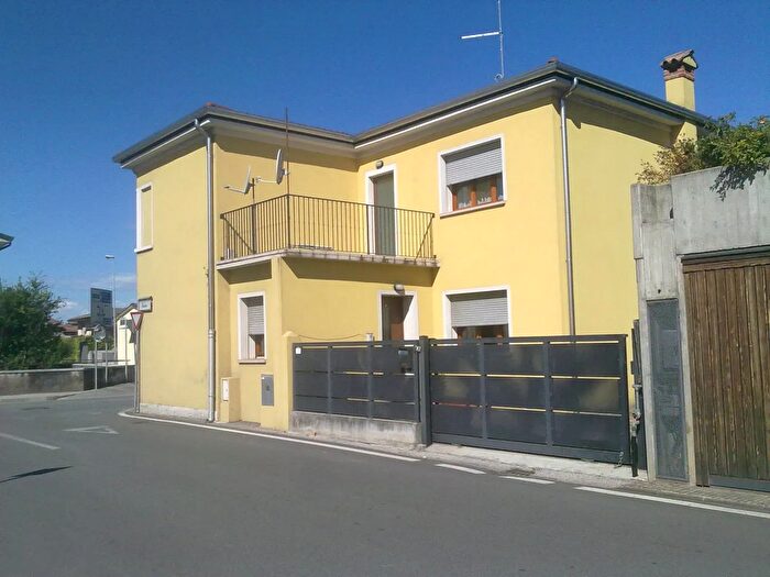 Casa con 5 locali in vendita in Vedelago