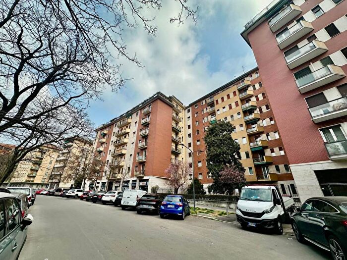 Appartamento monolocale in affitto in Via Tavazzano, Certosa, Milano