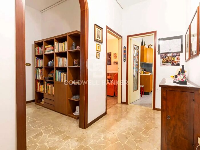 Appartamento bilocale in vendita in Viale Carlo Espinasse, Milano