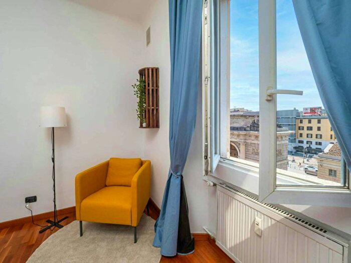 Appartamento trilocale in affitto in Piazza XXV Aprile, Garibaldi Corso Como, Milano