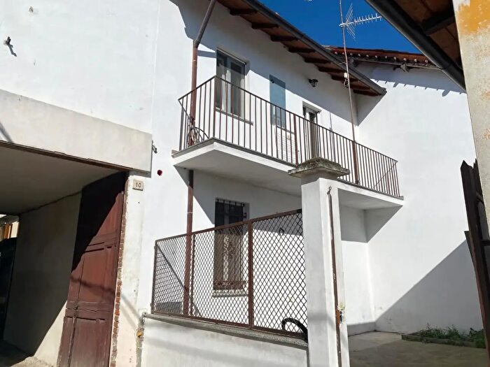 Casa trilocale in vendita in Vicolo Gabba, Garlasco