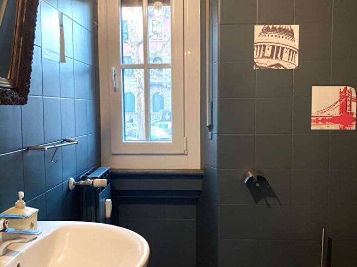 Appartamento monolocale in affitto in Viale Edoardo Jenner, Dergano, Milano