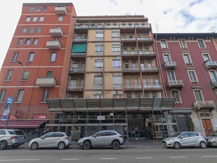 Appartamento bilocale in affitto in Via Lodovico Muratori, Porta Romana Medaglie dOro, Milano