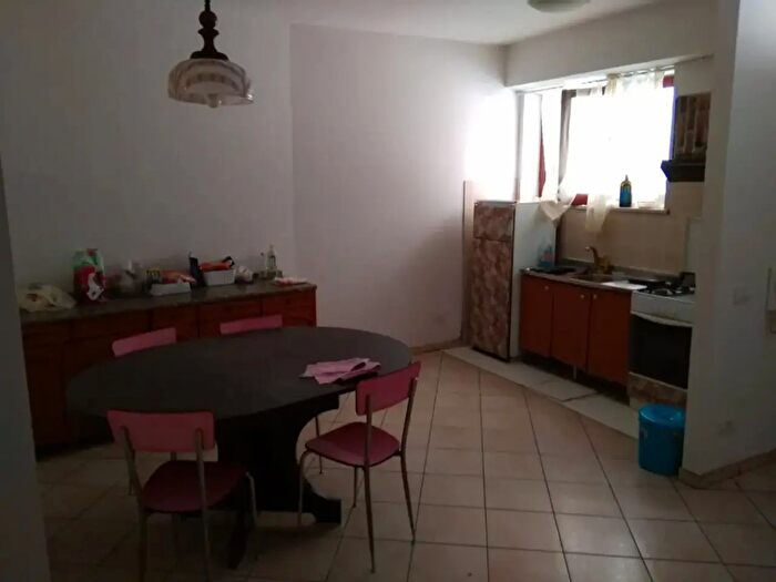 Appartamento quadrilocale in vendita in Via Roma, Ripi