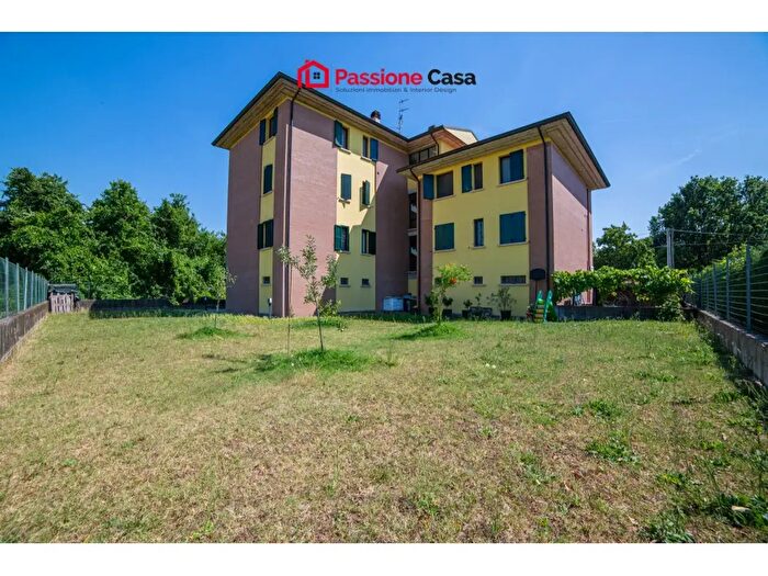 Appartamento trilocale in vendita in Montechiarugolo