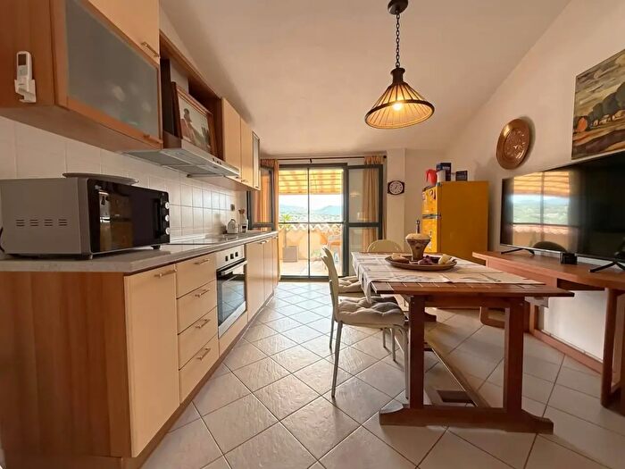 Appartamento trilocale in vendita in Via Aspromonte, Villasimius