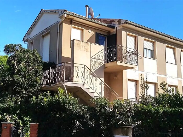 Appartamento con 5 locali in vendita in Cecina