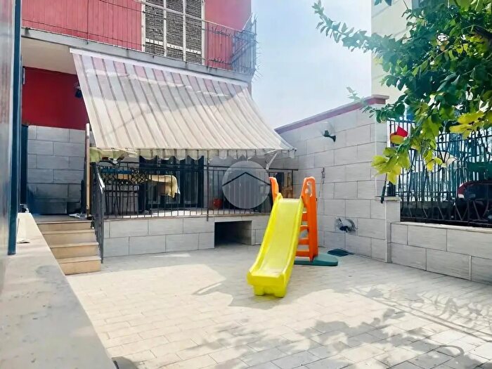 Appartamento quadrilocale in vendita in Via Giacinto Gigante, Casoria