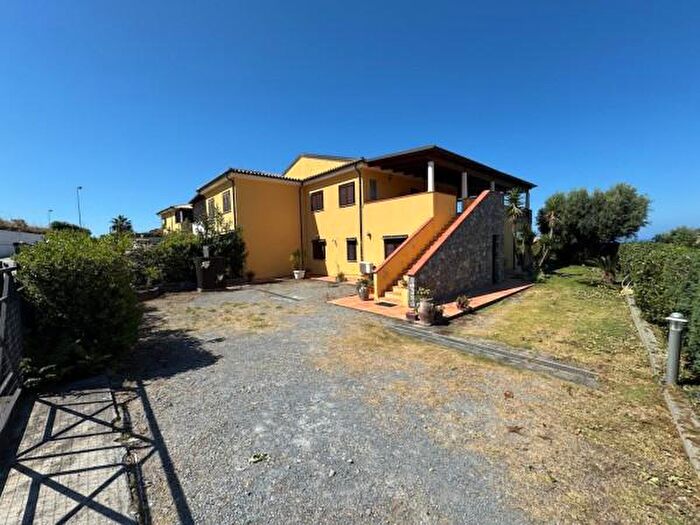 Casa quadrilocale in vendita in Via Tredoliche, Diamante