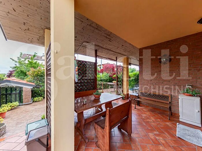 Casa con 5 locali in vendita in Via Don Miglietti, Trezzano Rosa
