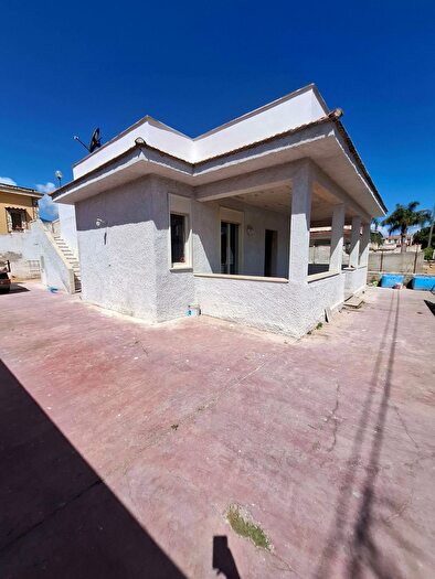 Casa quadrilocale in vendita in Via Vespucci, Carini