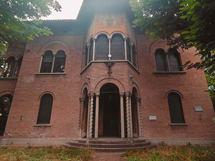 Casa con 6 locali in affitto in Centro Storico, Reggio Emilia