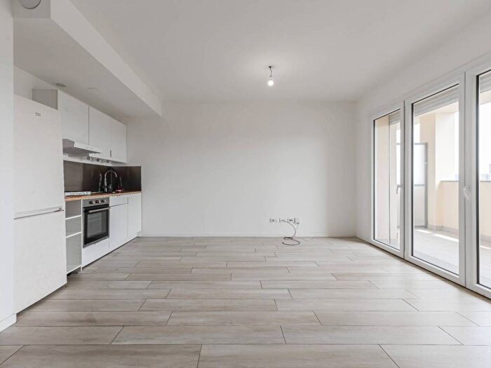Appartamento bilocale in affitto in Via Talete, Villa San Giovanni, Milano