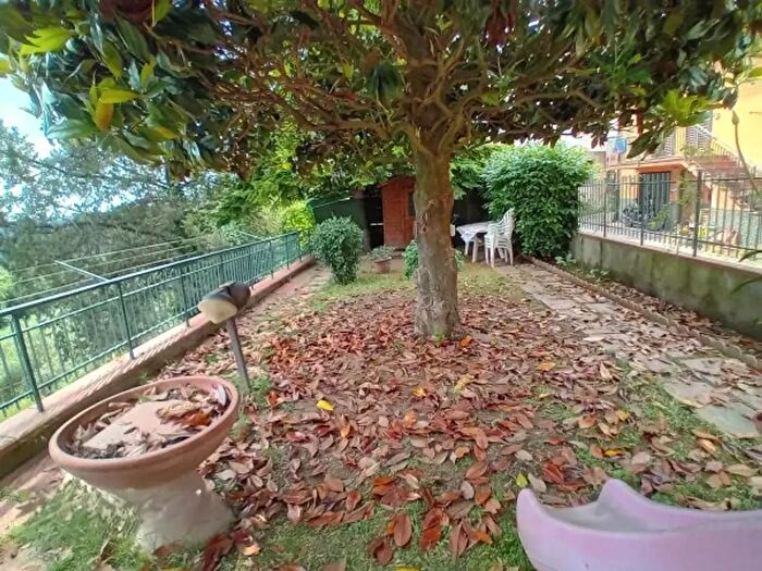 Appartamento quadrilocale in vendita in Impruneta