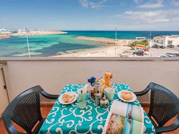 Appartamento monolocale in affitto in Via Lungomare Balai, Porto Torres