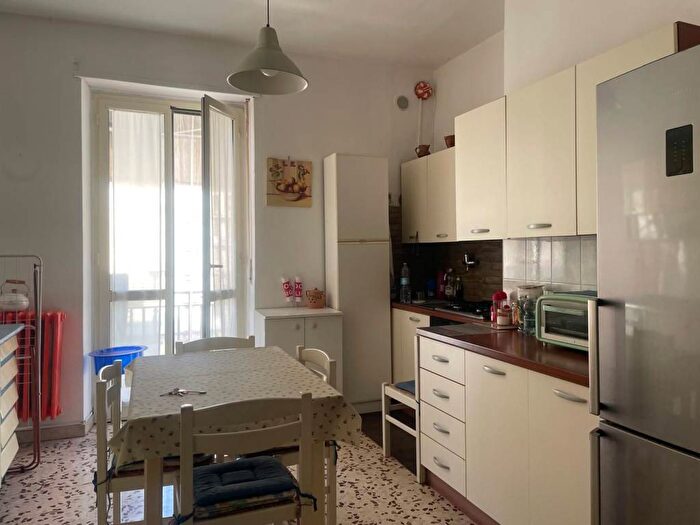 Appartamento bilocale in affitto in Via Antonio Cecchi, Aurora, Torino