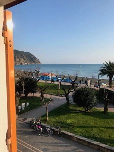 Appartamento bilocale in affitto in Via Milite Ignoto, Centro, Sestri Levante
