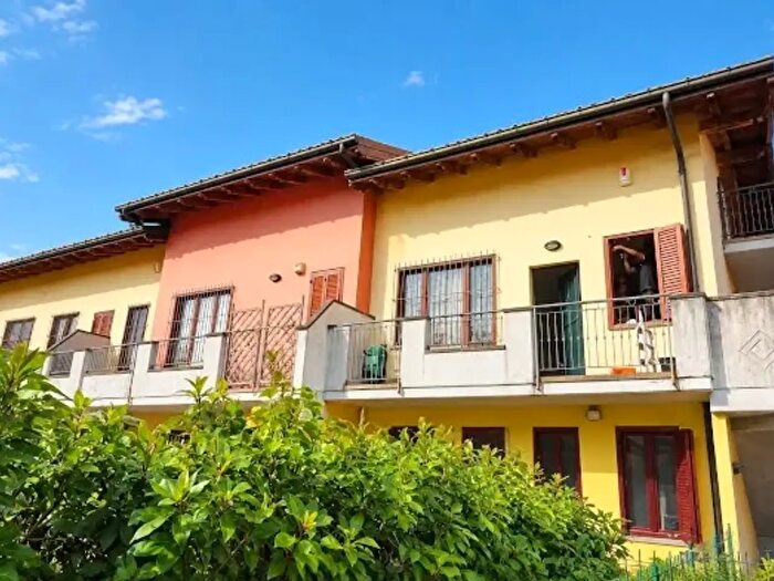 Appartamento bilocale in vendita in Via Carvisi, Terno D'Isola