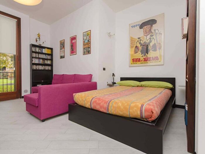 Appartamento in affitto in Via Carlo Osma, Gallaratese, Milano