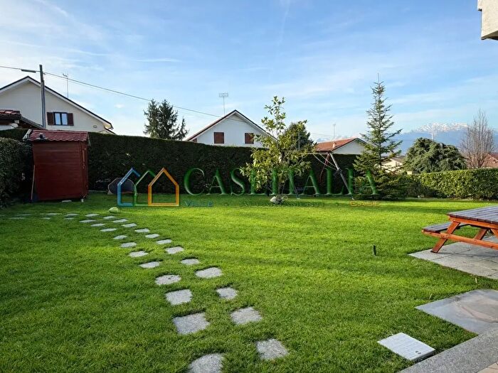 Case in Vendita e in Affitto - 2