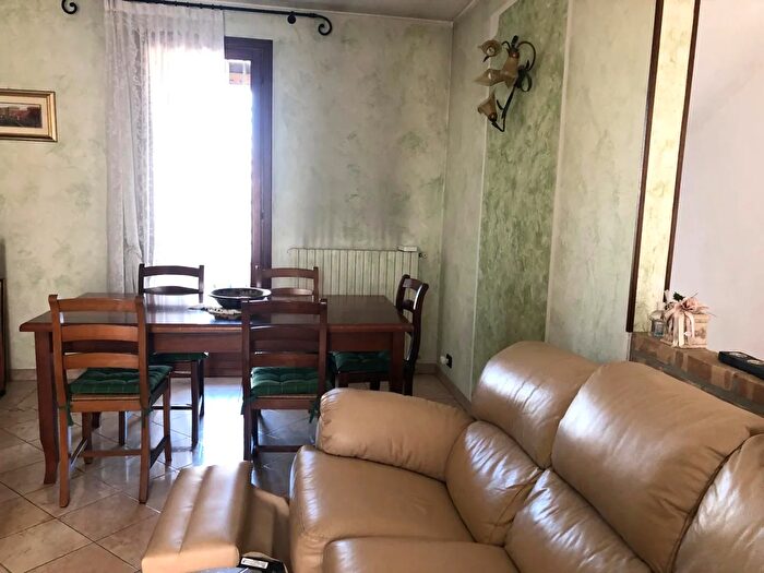 Casa quadrilocale in vendita in Via Pozzoveggiani, Padova