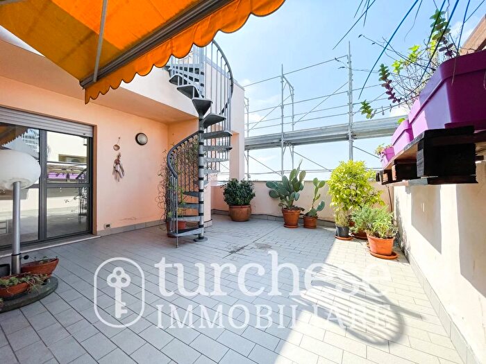 Appartamento trilocale in vendita in Via Borgo Palazzo, Bergamo