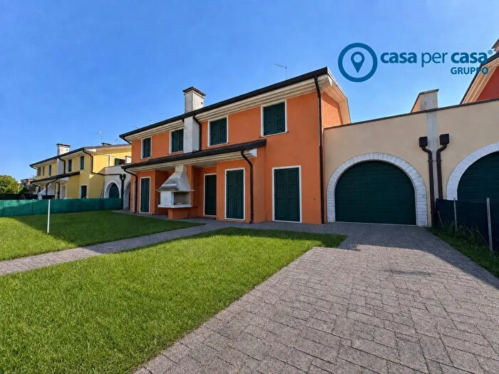 Casa trilocale in vendita in Porto Viro Villaggio Curiel, Porto Viro