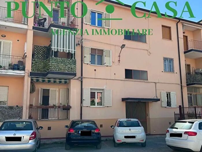 Appartamento trilocale in vendita in Via Salvatore Miceli, Lamezia Terme