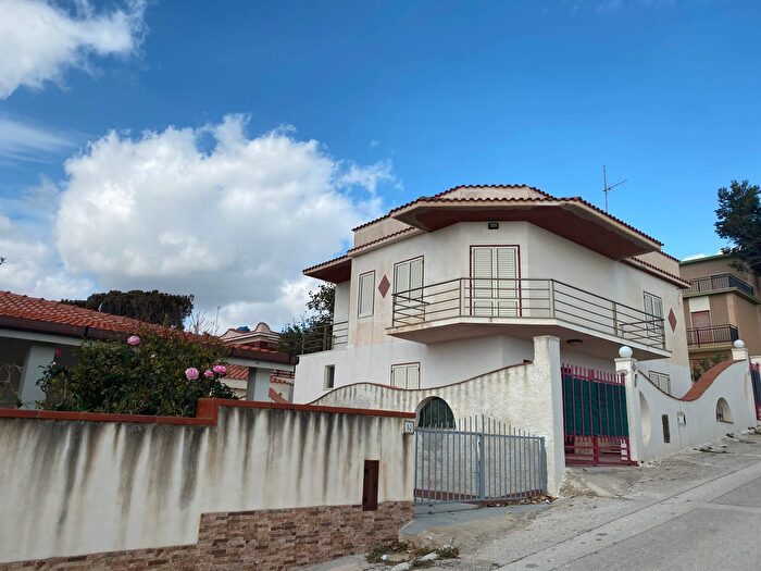 Casa in vendita in Via Triscina Tp Italia, Castelvetrano