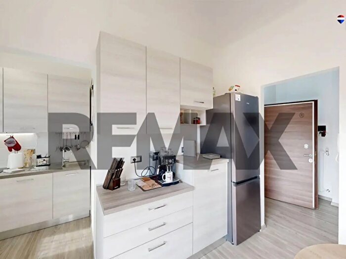 Appartamento trilocale in vendita in Via del Gesù, Opera