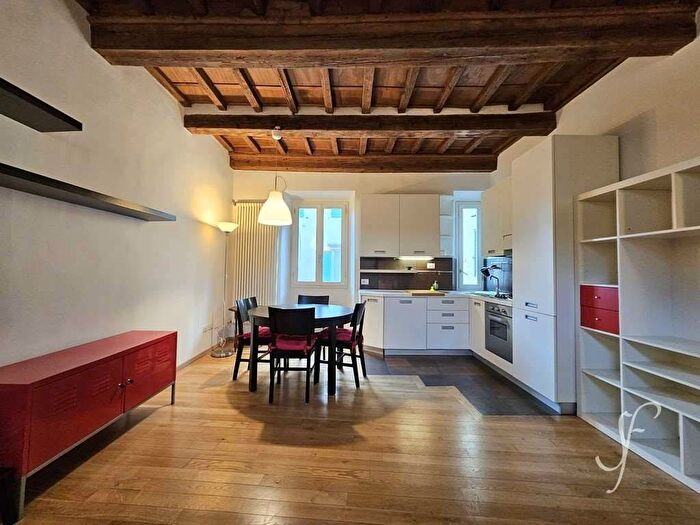 Appartamento trilocale in affitto in BORGO PINTI, D'Azeglio, Firenze