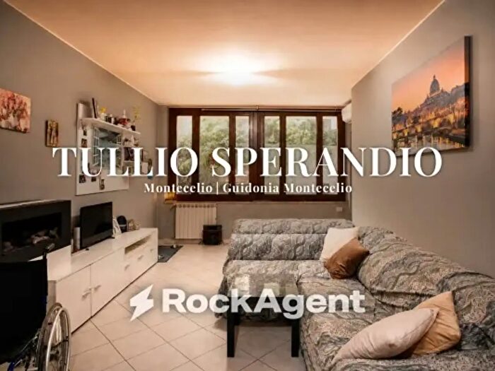Appartamento trilocale in vendita in Via Sperandio Tullio, Guidonia Montecelio