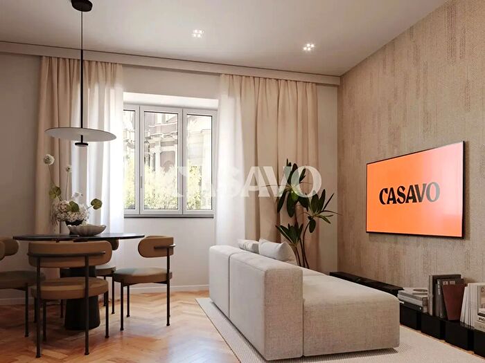 Appartamento trilocale in vendita in Via Archimede, Roma